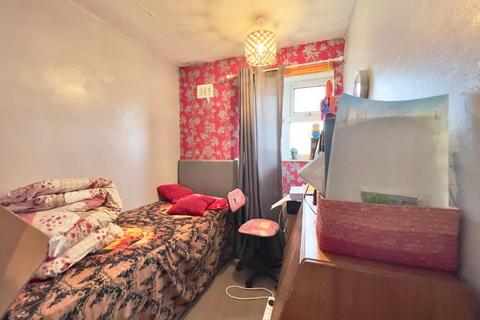 91 Beeston Square, Barnsley, S71 3DW