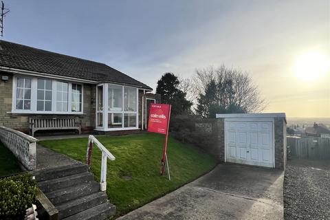 3 bedroom semi-detached bungalow for sale - Osgodby Way, Scarborough