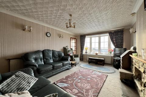 3 bedroom semi-detached bungalow for sale - Osgodby Way, Scarborough