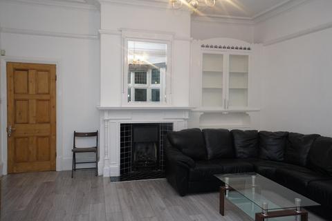 4 bedroom apartment to rent - Park Avenue, Sheffield