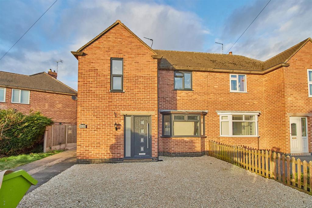 Charnwood Road, Barwell 3 bed semidetached house £230,000