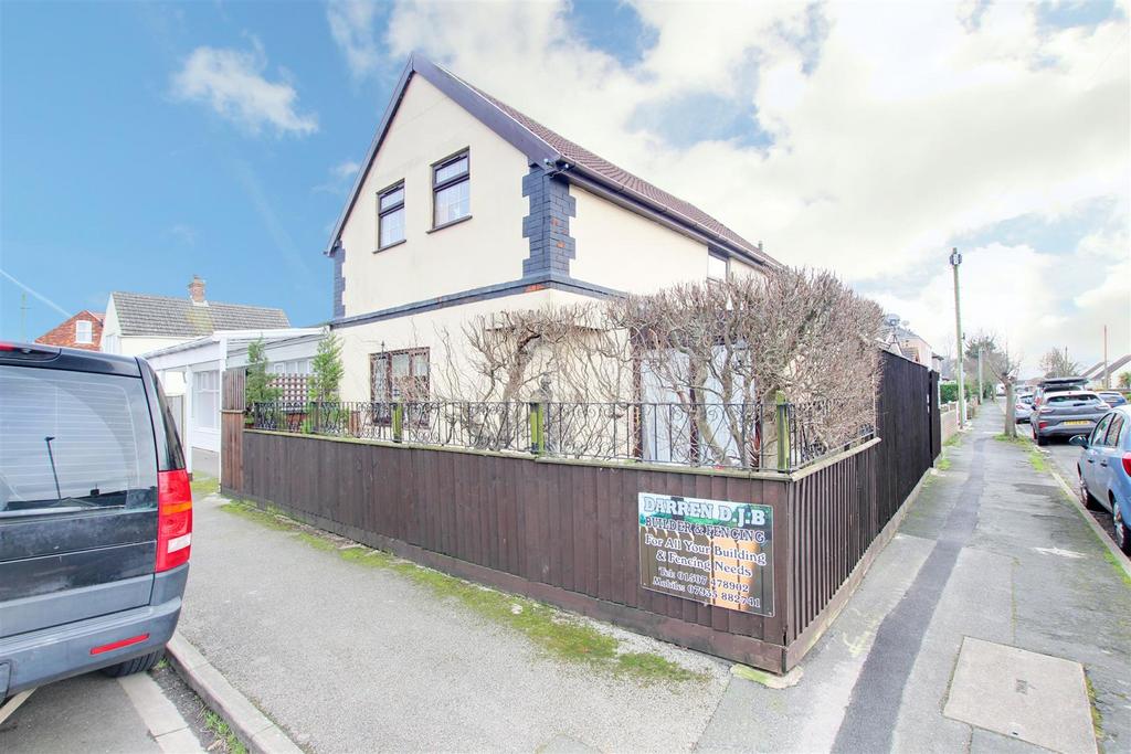 Street, Mablethorpe LN12 3 bed detached house for sale £230,000