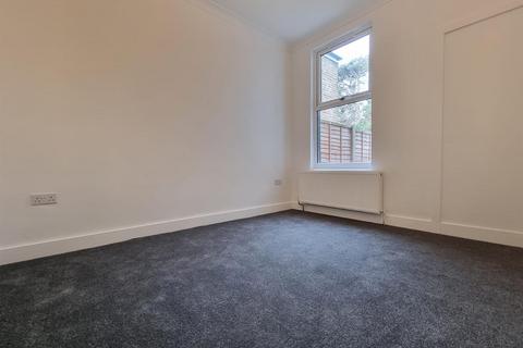 3 bedroom house for sale, Green Lane, Ilford