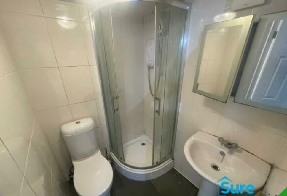 Bathroom.jpeg