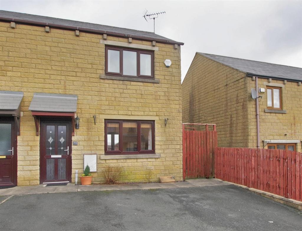 Bradley View, Holywell Green, Halifax 2 bed semidetached house £180,000