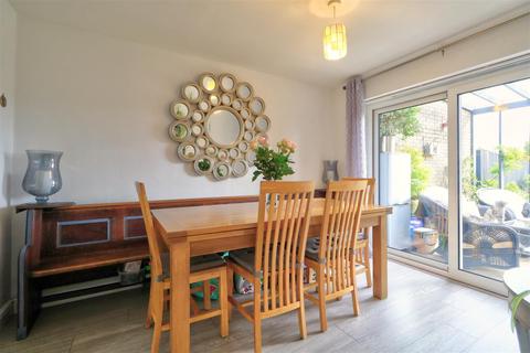 3 bedroom terraced house for sale - 5 Bremilham Rise, Malmesbury