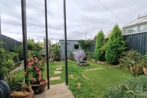 5 Bremilham Rise, Malmesbury, SN16 0DH
