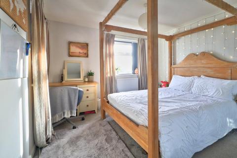 5 Bremilham Rise, Malmesbury, SN16 0DH