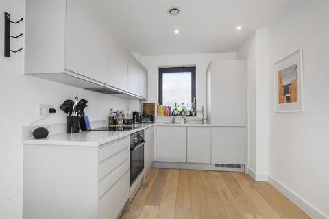 1 bedroom flat for sale, St. Johns Road, Isleworth
