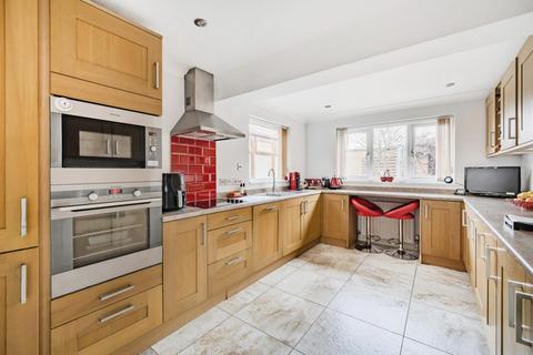 7 Glenham Road, Thame, OX9 3WD