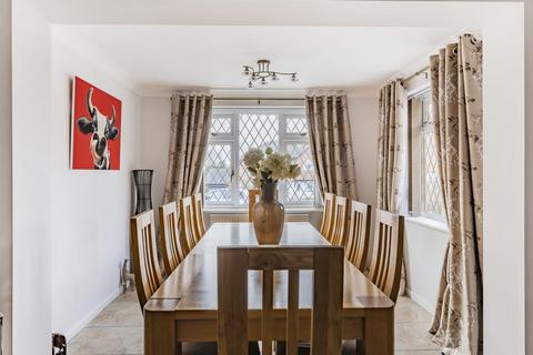 7 Glenham Road, Thame, OX9 3WD