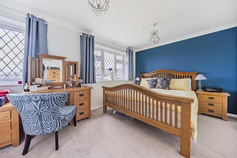 7 Glenham Road, Thame, OX9 3WD