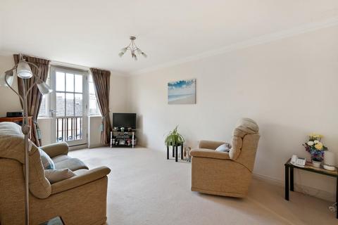 2 bedroom apartment for sale, Police Station Road, West Malling