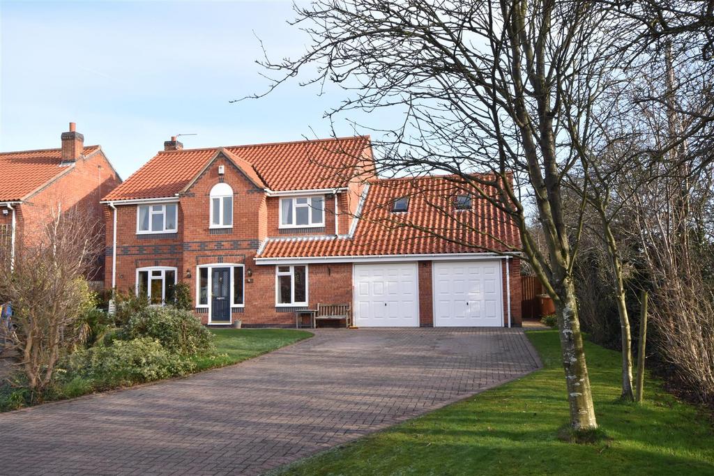 Hatton Close, North Muskham 5 bed detached house for sale £450,000