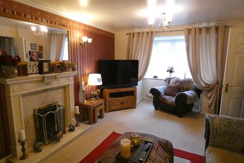 4 bedroom detached house for sale, Stokesay Drive, Cheadle