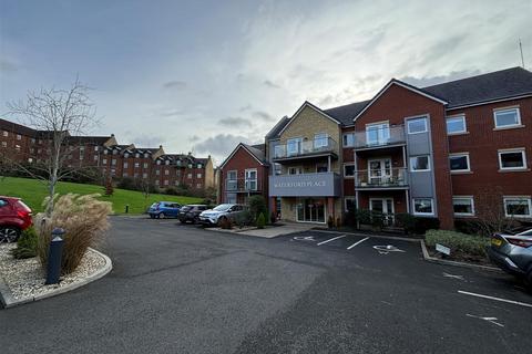 1 bedroom retirement property for sale, Waterford Place, Chippenham SN15