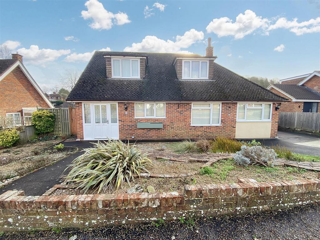 Penlands Rise, Steyning 4 bed chalet for sale £600,000