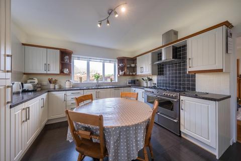 5 bedroom detached house for sale, Mill Lane, Great Barrow