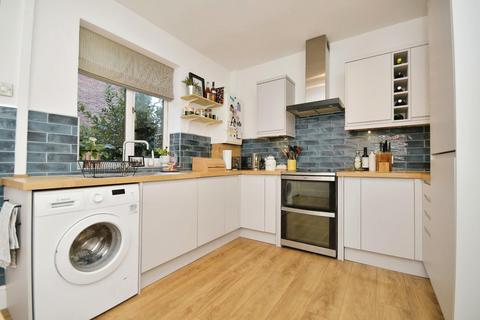 10 Emily Road, Sheffield, S7 1HH