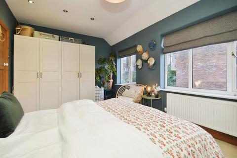 10 Emily Road, Sheffield, S7 1HH