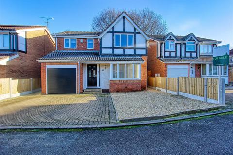 4 bedroom detached house for sale, Longcroft Close, Chesterfield S42