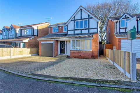 4 bedroom detached house for sale, Longcroft Close, Chesterfield S42