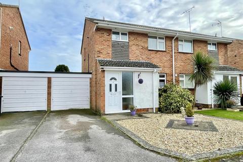 8 Barn Close, Upton, Poole, BH16 5RX