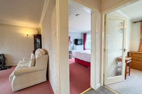 2 bedroom semi-detached bungalow for sale, Burton Acres Lane, Huddersfield HD8
