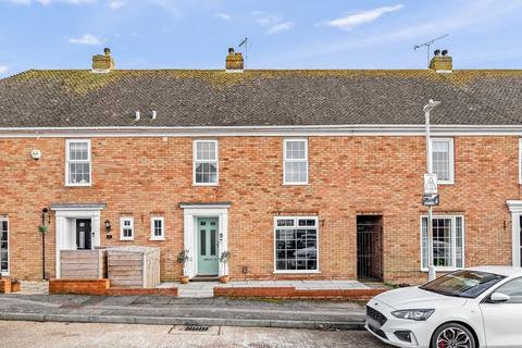 4 bedroom terraced house for sale, Burton Close, Folkestone, CT19