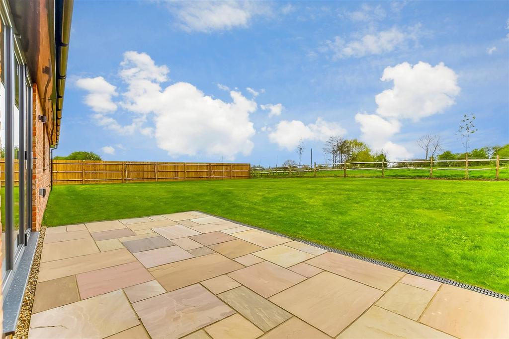 White House Farm Gardens, Stile Bridge Lane, Linton, Maidstone, Kent 3