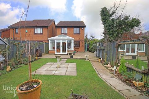 3 bedroom detached house for sale - Cardinal Place,  Thornton-Cleveleys, FY5