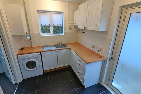 29 Toppham Drive, Sheffield, S8 7NT