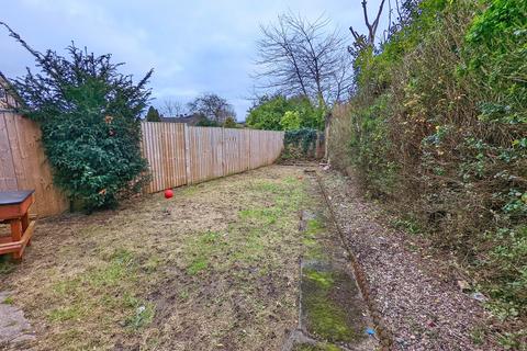 29 Toppham Drive, Sheffield, S8 7NT