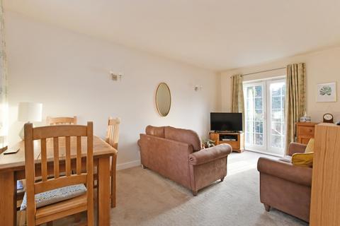 2 bedroom apartment for sale - The Priory, Sheffield Road, Dronfield, Derbyshire, S18 2DJ