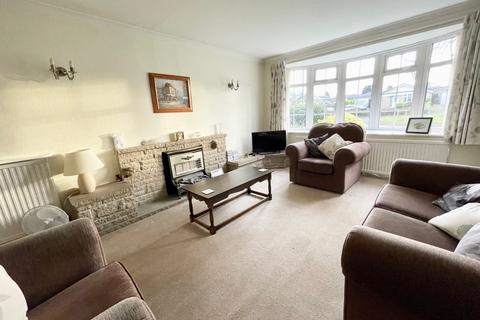 2 bedroom detached bungalow for sale - Keswick Place, Dronfield Woodhouse, Dronfield, Derbyshire, S18 8PT