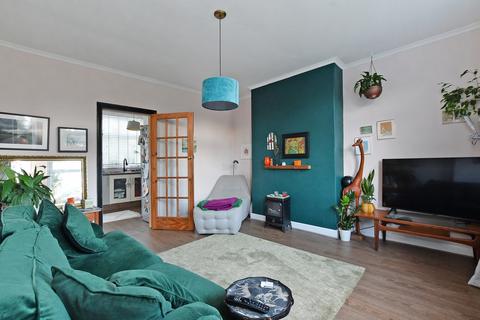 38 Mickley Lane, Sheffield, S17 4HD