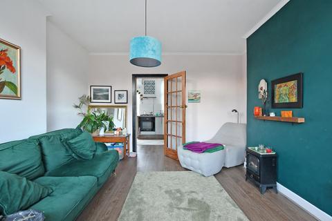 38 Mickley Lane, Sheffield, S17 4HD