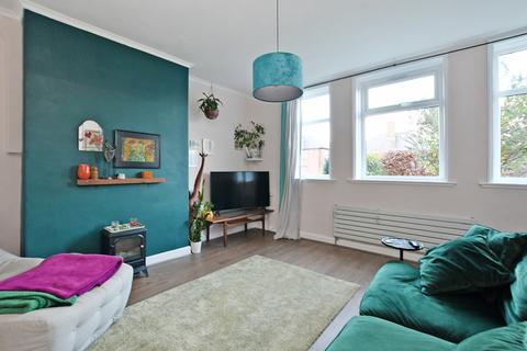 38 Mickley Lane, Sheffield, S17 4HD
