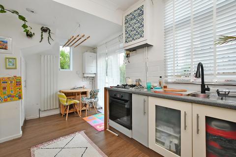 38 Mickley Lane, Sheffield, S17 4HD