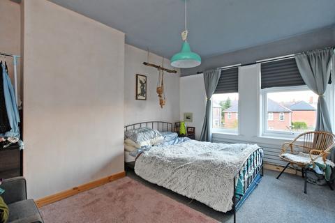 38 Mickley Lane, Sheffield, S17 4HD