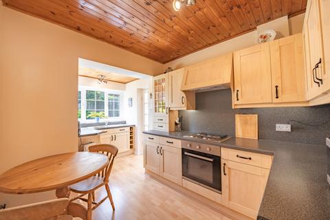 40 Marstone Crescent, Sheffield, S17 4DH