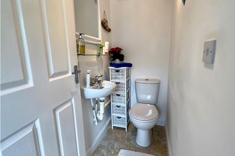 4 Five Trees Avenue, Sheffield, S17 3LW