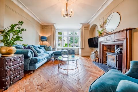 8 Main Avenue, Totley Rise, Sheffield, S17 4FG