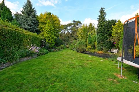 6 Burlington Road, Dore, Sheffield, S17 3NQ