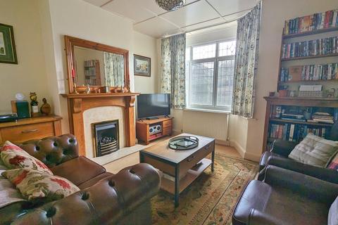 49 Marstone Crescent, Sheffield, S17 4DG