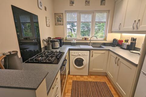 49 Marstone Crescent, Sheffield, S17 4DG