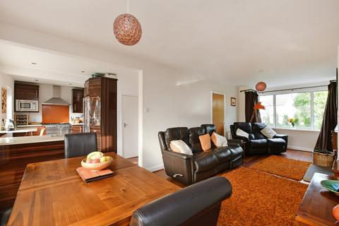 213 Bradway Road, Sheffield, S17 4PF