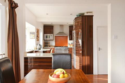 213 Bradway Road, Sheffield, S17 4PF