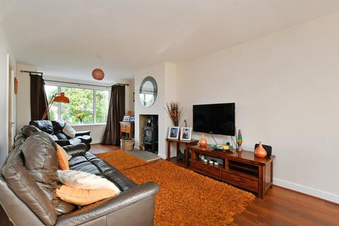 213 Bradway Road, Sheffield, S17 4PF