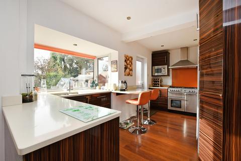 213 Bradway Road, Sheffield, S17 4PF